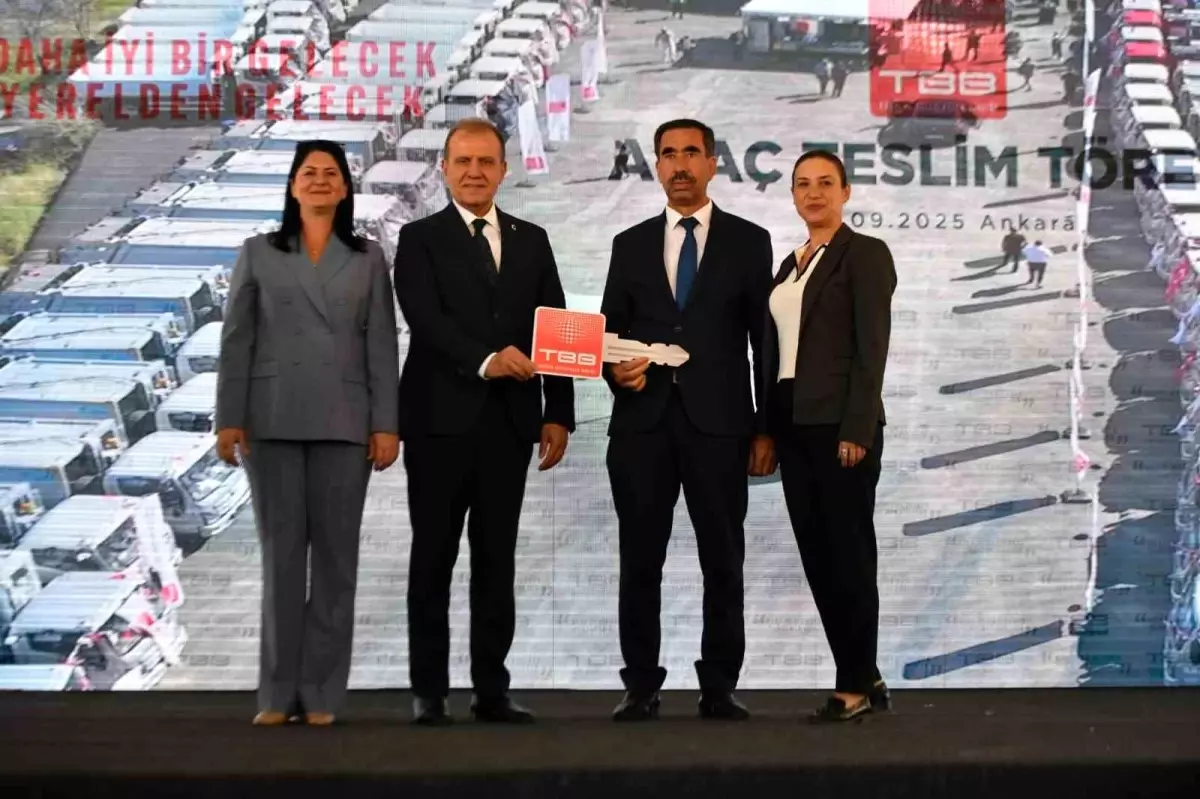 cameli belediyesine tbbden hibe kamyonet teslim edildi dpEpxtnB