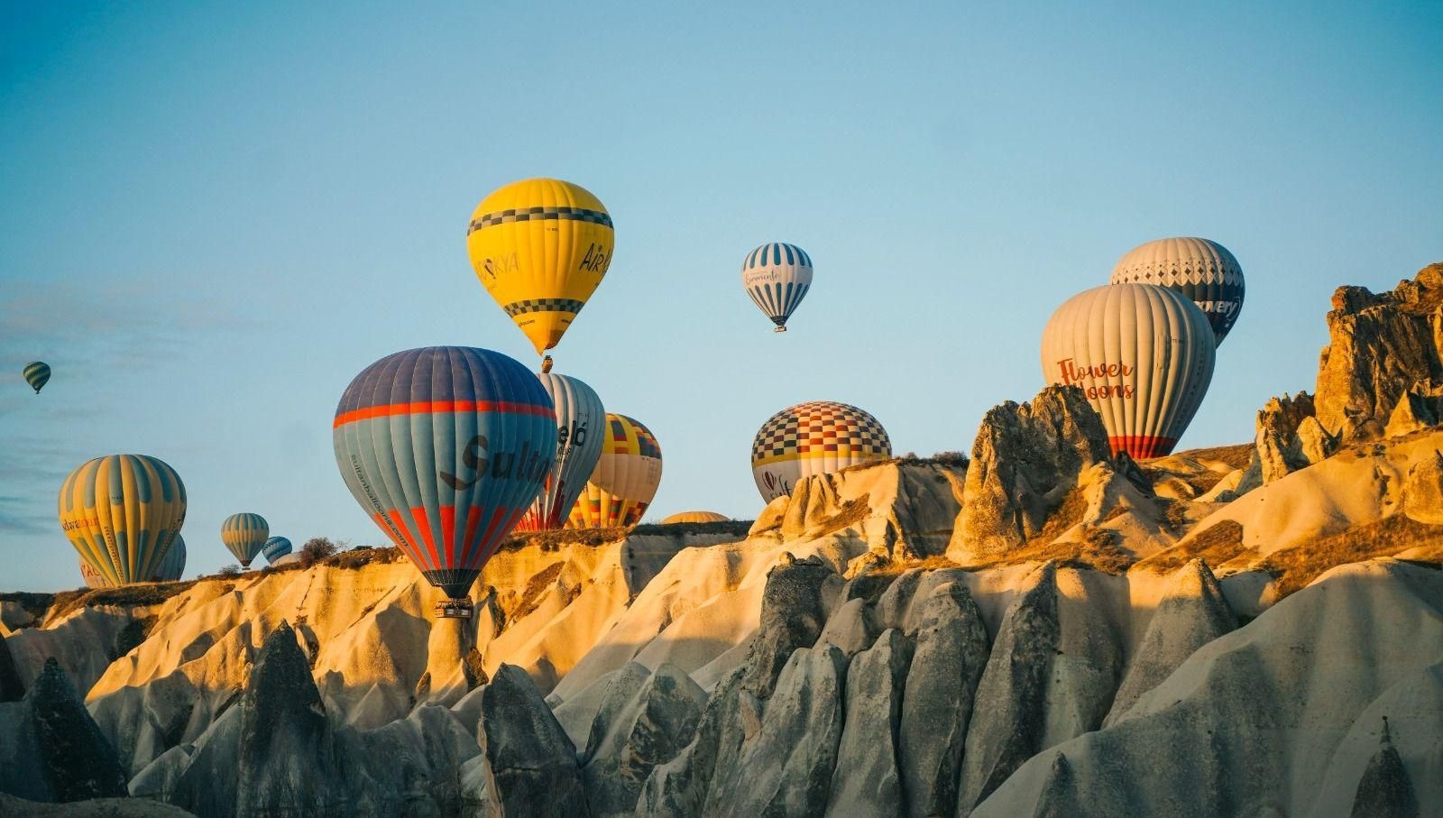 kapadokyada balon turlarina saganak engeli GpBREt7M