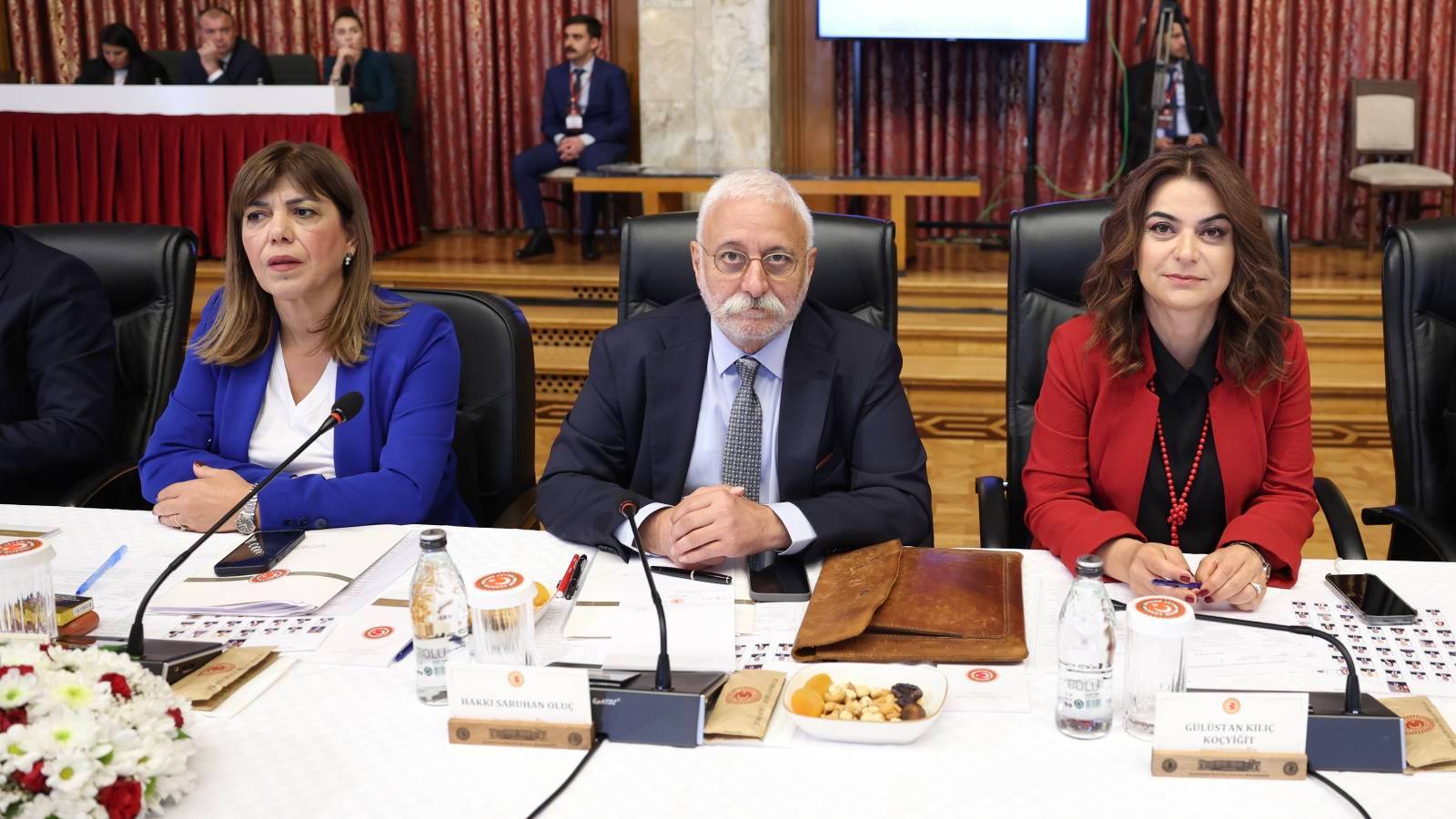 komisyonu terk edip geri donen dem partiden aciklama sureci sekteye ugratacak yaklasimlara taviz vermeyecegiz Zg1iGERa