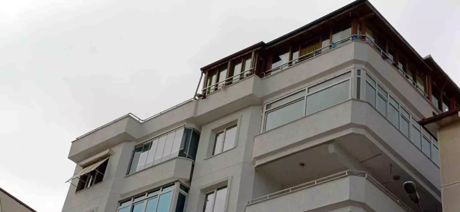 unlu sanatci gullunun trajik olumu qK8zeqNF