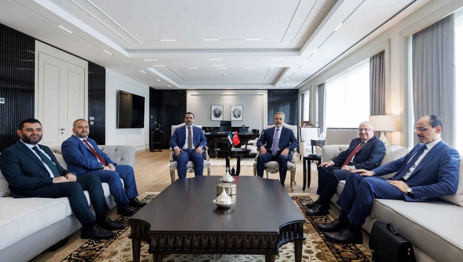 ankarada turkiye suriye toplantisi basladi bQ33xYm9.jpg