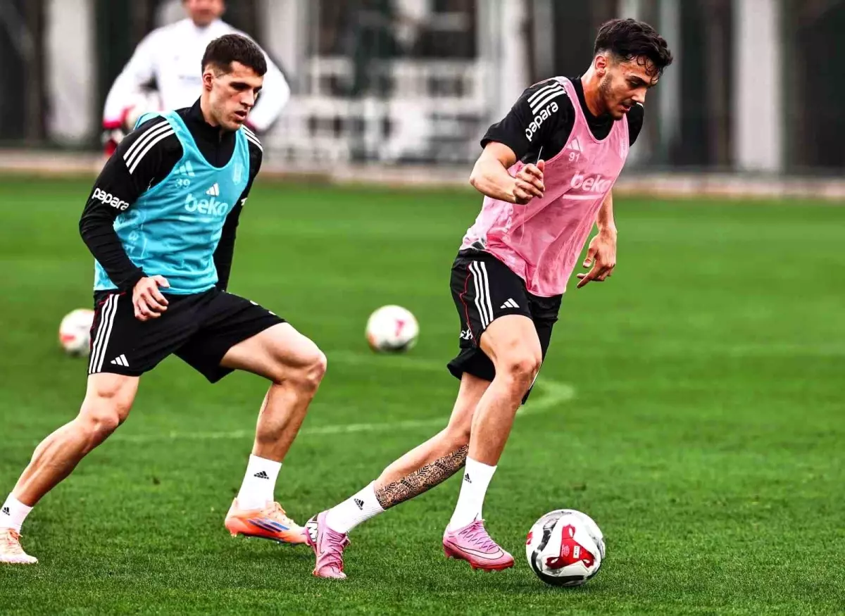 besiktas fenerbahce derbisi hazirliklarina basladi zNmw8kRL.jpg