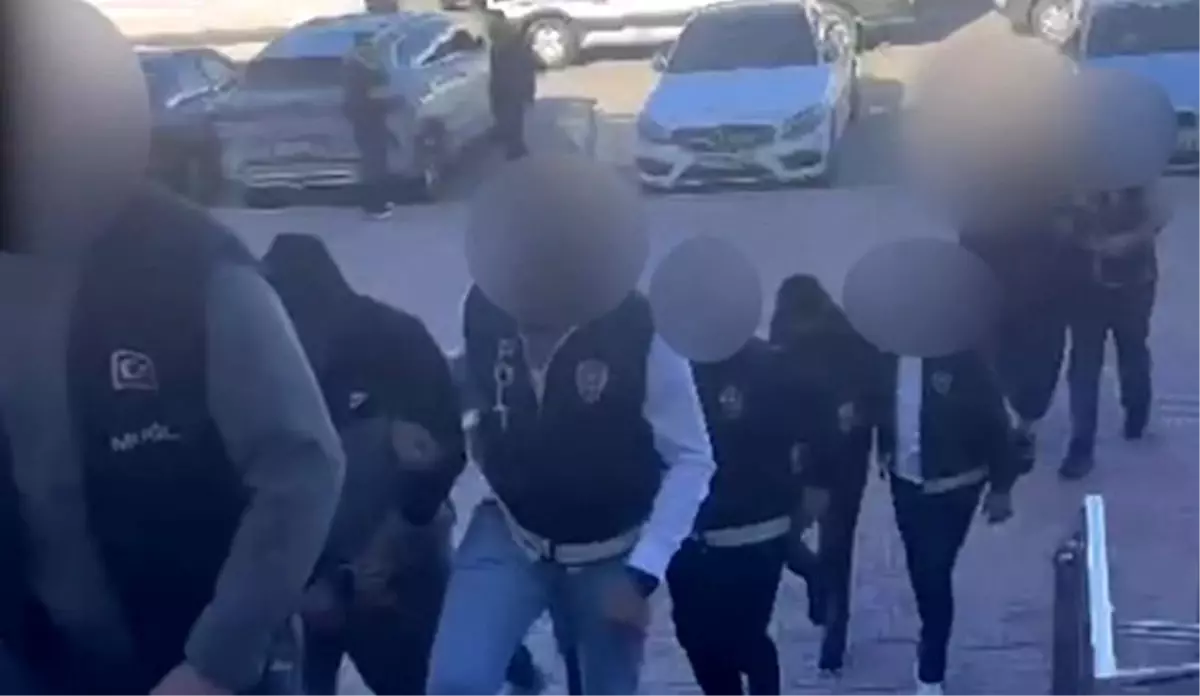 bodrumda fuhus operasyonu 7 kisi tutuklandi qkZ731yV.jpg