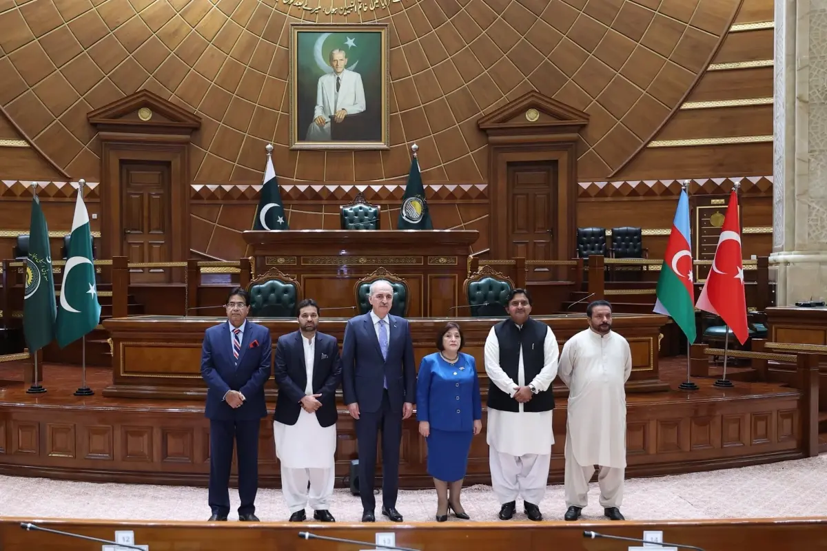 tbmm baskani numan kurtulmus pakistanda pencap eyalet meclisini ziyaret etti GkXhUm8B.jpg