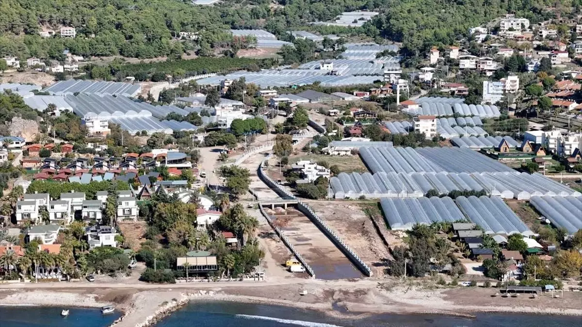 Kumluca’da Taşkın Kontrol Tesisi Tamamlandı