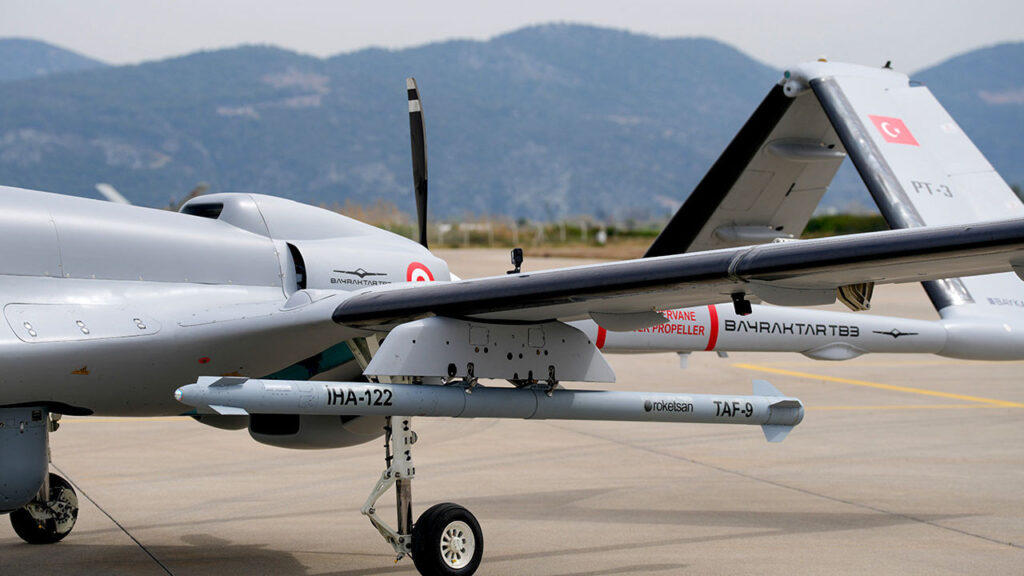 kolombiyadan-bayraktar-karari-hermes-yerine-turk-ihalari-TescHOn1.jpg